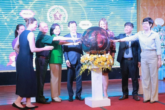 Khai trương Tổng đài 111 hỗ trợ nạn nhân mua bán người