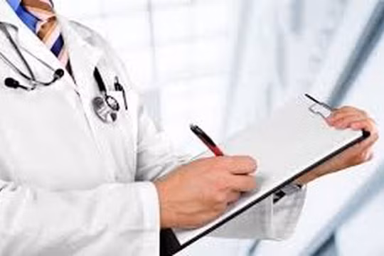 Bộ Y tế yêu cầu xử lý bác sĩ, dược sĩ, nhân viên y tế quảng cáo thực phẩm