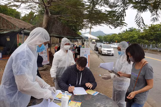 Chốt chặn kiểm soát dịch bệnh COVID-19 trên địa bàn Quảng Nam