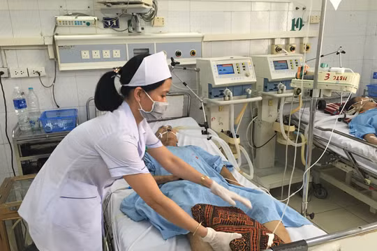 Giá dịch vụ khám, chữa bệnh theo yêu cầu ở các bệnh viện công sẽ theo quy định thống nhất