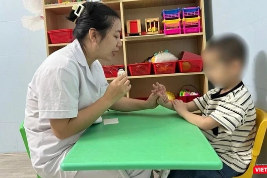 WHO bác bỏ thông tin vắc xin, paracetamol gây tự kỷ