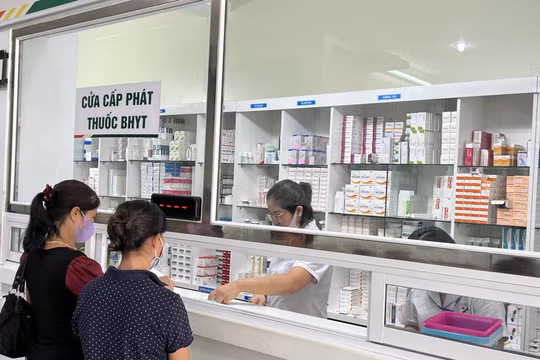Vấn đề thiếu thuốc và vướng mắc trong mua sắm đấu thầu trong y tế lại được đưa lên bàn nghị sự