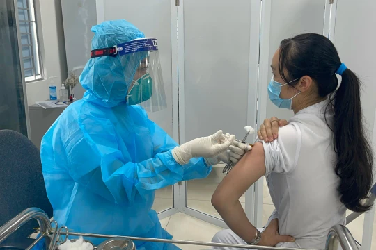 Vaccine AstraZeneca được tiêm ở Việt Nam bắt đầu từ 8/3