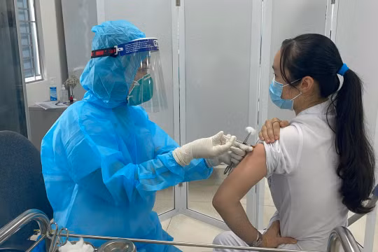 Vaccine AstraZeneca được tiêm ở Việt Nam bắt đầu từ 8/3