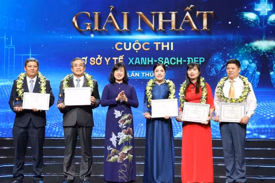 Vinh danh 20 cơ sở y tế có không gian xanh, sạch, chữa lành