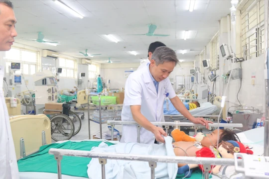 Nhiều bệnh nhân được cứu sống nhờ kết quả chuyển giao kỹ thuật cho y tế huyện vùng cao