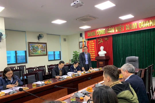 Cuộc họp về công tác đảm bảo an toàn thực phẩm dịp Tết sắp tới