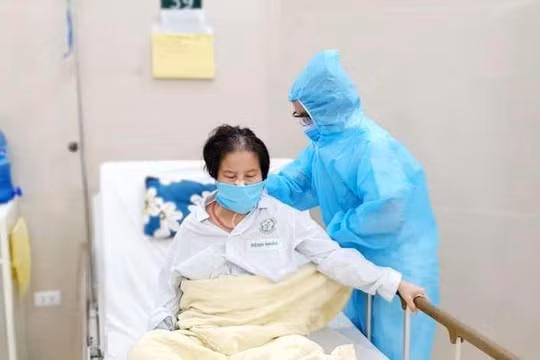 COVID-19: Biến thể mới có khả năng lây lan nhanh hơn, đang được WHO theo dõi 