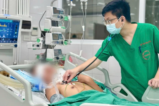 Nam sinh 17 tuổi bị viêm não Nhật Bản, phải sống đời thực vật dù được điều trị tích cực