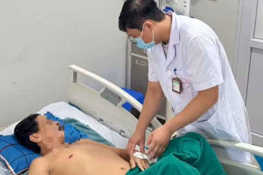 Xuất hiện nhiều bệnh nhân mắc bệnh xoắn khuẩn vàng da sau bão lũ