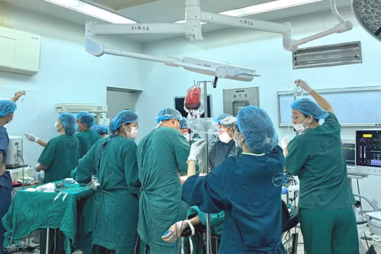 Sản phụ mang thai 26 tuần nguy kịch vì tự ý phá thai bằng thuốc mua trôi nổi trên mạng