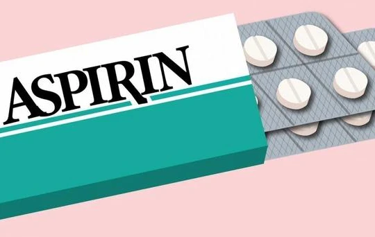 Đừng uống aspirin theo lời đồn: Có thể không cứu tim mà gây xuất huyết, tử vong