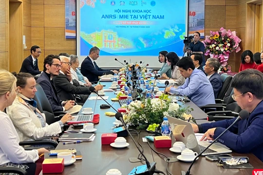 Thứ trưởng Bộ Y tế Nguyễn Thị Liên Hương đã có buổi làm việc với các nhà khoa học quốc tế và đề nghị hỗ trợ Việt Nam về phòng, chống các bệnh truyền nhiễm