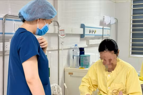 Xuất hiện trẻ sơ sinh mắc thuỷ đậu gặp biến chứng nặng, bác sĩ đưa ra khuyến cáo