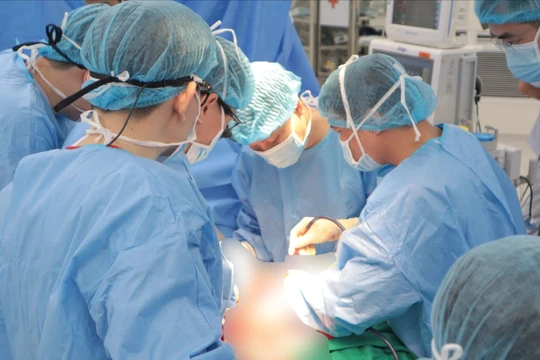 Người chết não vì tai nạn giao thông hiến tạng... tái sinh 5 số phận 