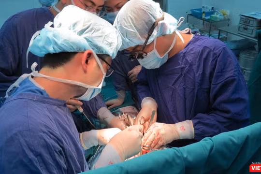 Một ca phẫu thuật ở Bệnh viện Việt Đức