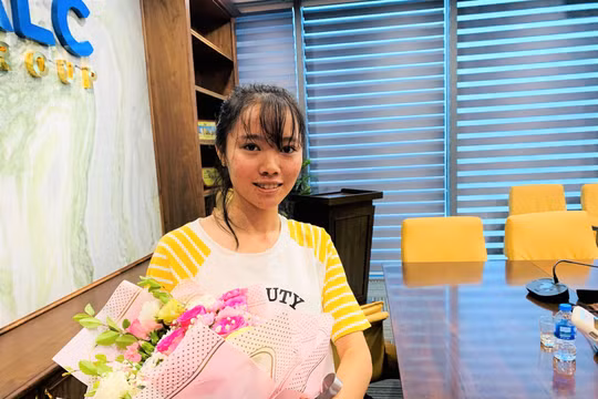 Cô học trò nghèo Trịnh Thị Phúc đã trở thành tân sinh viên ĐH Dược Hà Nội 