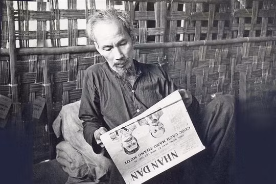 Ngôn ngữ báo chí của Hồ Chủ tịch