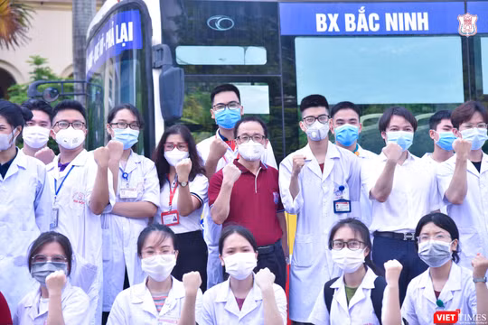 Quyết tâm của thầy và trò Trường Đại học Y Hà Nội 