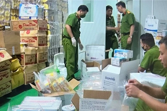 Doanh nghiệp không tự công bố thực phẩm bổ sung, sẽ chặn thổi phồng công dụng