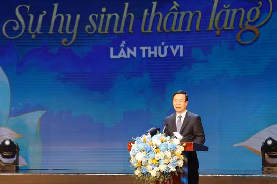 Chủ tịch nước Võ Văn Thưởng: Nhiều y, bác sĩ đã trở thành biểu tượng sáng ngời về y đức