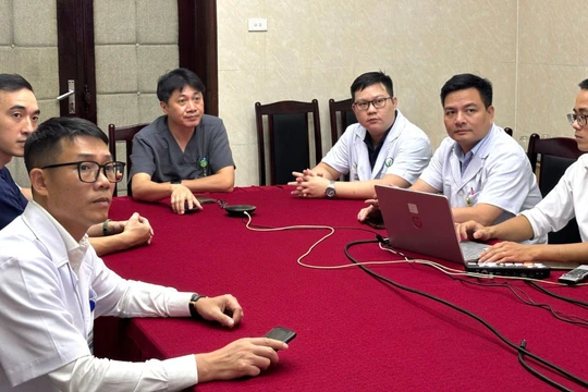 Sức khỏe các nạn nhân vụ sập cầu Phong Châu: Tài xế rơi xuống sông bị dập nát chân, xẹp phổi