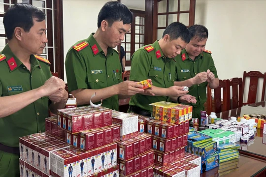 Không khoan nhượng với hàng giả trong y tế: Kiểm tra 38 cơ sở, phát hiện 17 vi phạm