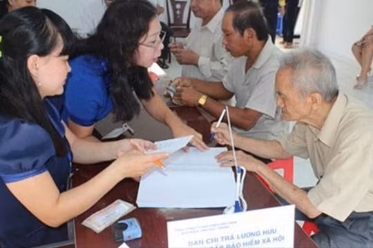 Thêm 4 nhóm được cấp BHYT miễn phí, lấp đầy khoảng trống an sinh