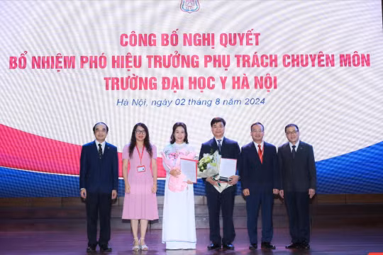 Trường Đại học Y Hà Nội có thêm 2 Phó hiệu trưởng phụ trách chuyên môn