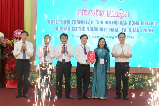 Chủ tịch UBND tỉnh Quảng Ninh đăng ký hiến mô, tạng