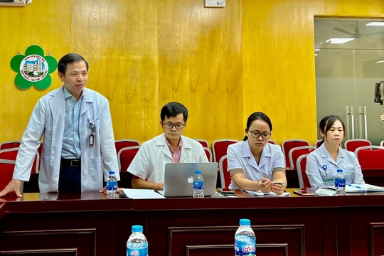 PGS.TS. Nguyễn Văn Tuấn- Viện trưởng Viện Sức khỏe Tâm thần - chủ trì hội nghị về bệnh trầm cảm học đường