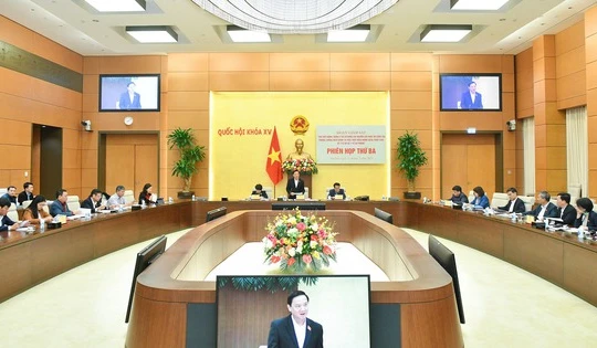 UBTV Quốc hội họp