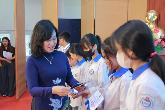 Lễ phát động Tháng hành động vì trẻ em: “Ưu tiên nguồn lực hoàn thành các mục tiêu vì trẻ em”