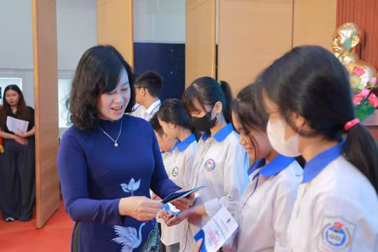 Lễ phát động Tháng hành động vì trẻ em: “Ưu tiên nguồn lực hoàn thành các mục tiêu vì trẻ em”