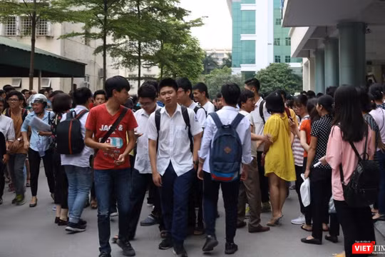 Sau giờ thi (Ảnh: Minh Thúy)