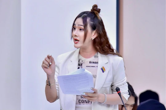 Hành trình vượt qua định kiến của những người bước ra khỏi “khuôn mẫu” giới tính