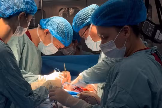 Phẫu thuật thành công ca ung thư tụy hiếm gặp