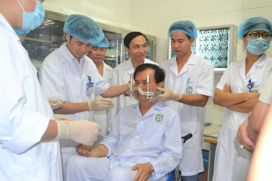 Ứng dụng y học hạt nhân trong điều trị ung thư ở Bệnh viện Bạch Mai