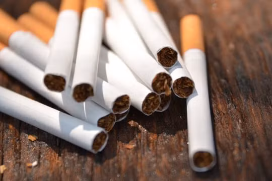 Tăng thuế thuốc lá: Cơ hội vàng để bảo vệ sức khỏe cộng đồng và tăng trưởng kinh tế