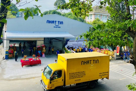 Nhất Tín Logistics - nhà vận chuyển cho Samsung, FPT, Thegioididong... (Nguồn: ntlogistics.vn)