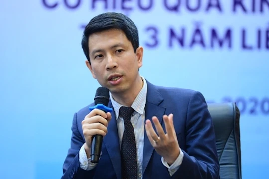 TS. Phan Long, Giám đốc Viện Nghiên cứu kế toán Úc