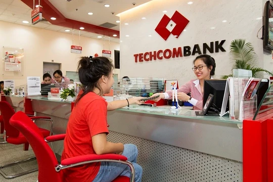 Techcombank báo lãi 9.000 tỉ đồng nửa đầu năm 2021 (Nguồn: Internet)