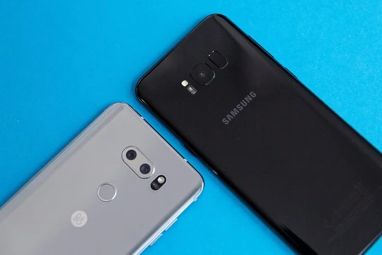 LG V30 và Samsung S8+