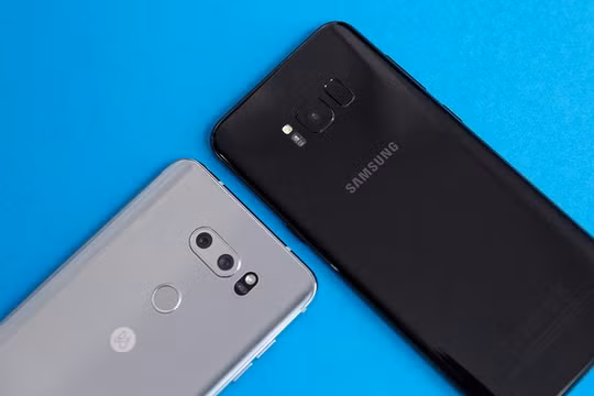 LG V30 và Samsung S8+