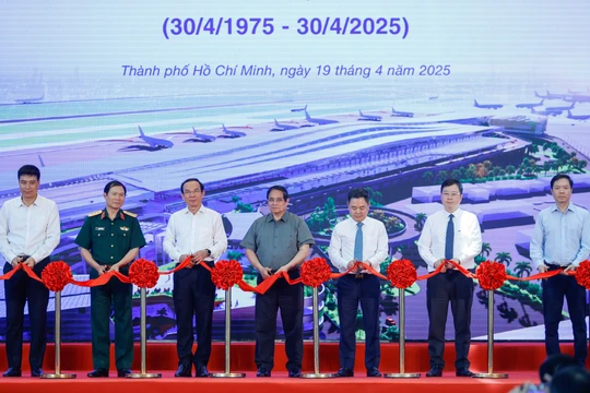 Thủ tướng Phạm Minh Chính phát lệnh khởi công, khánh thành 80 công trình, dự án trọng điểm trong sáng 19/4.