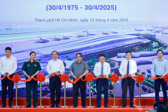 Thủ tướng Phạm Minh Chính phát lệnh khởi công, khánh thành 80 công trình, dự án trọng điểm trong sáng 19/4.