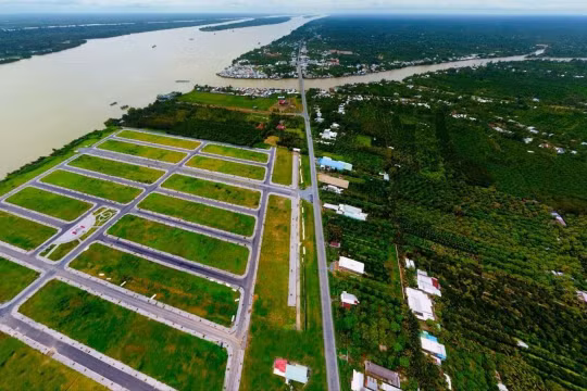 Đất nền sẽ không sốt trên diện rộng mà chỉ xảy ra cục bộ trong năm 2025