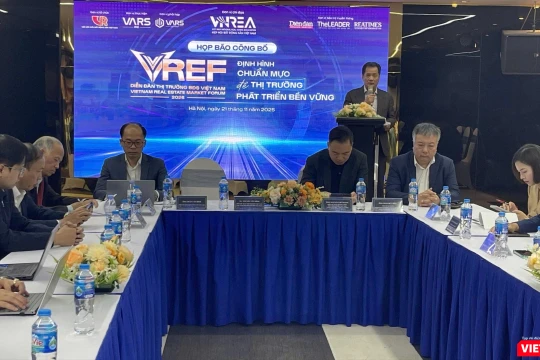 Toàn cảnh họp báo công bố diễn đàn thị trường bất động sản Việt Nam 2026