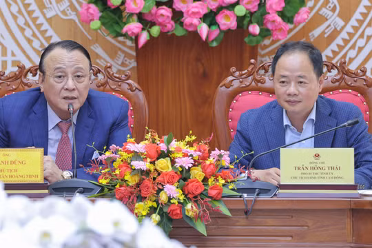 Ông Đỗ Anh Dũng - Chủ tịch Tập đoàn Tân Hoàng Minh và ông Trần Hồng Thái - Phó Bí thư Tỉnh uỷ, Chủ tịch UBND tỉnh Lâm Đồng 