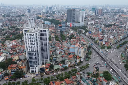 Dòng tiền đầu tư dịch chuyển từ biển về phố